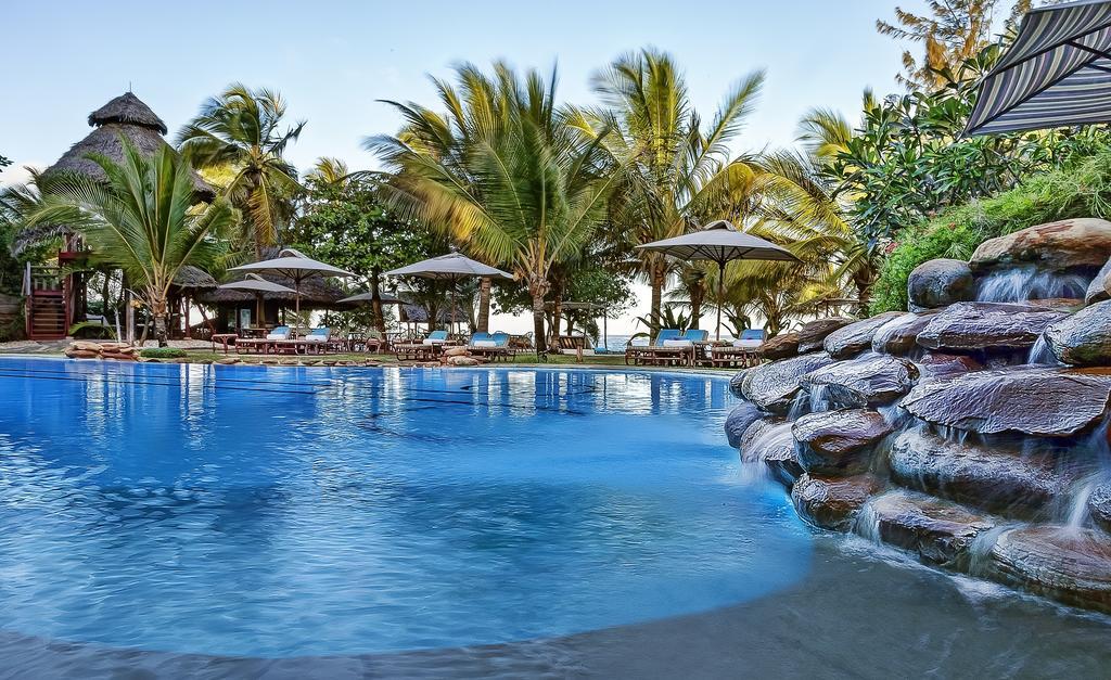 Afrochic Diani Hotel Ukunda Eksteriør billede